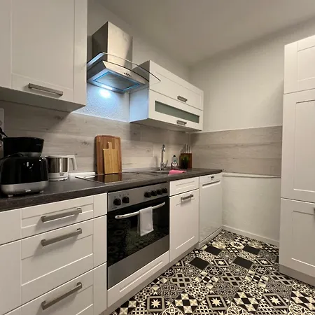 Moderne, Helle Terrassenwohnung Im Kurort דירה