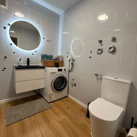 דירה Moderne, Helle Terrassenwohnung Im Kurort באד הרנאלב